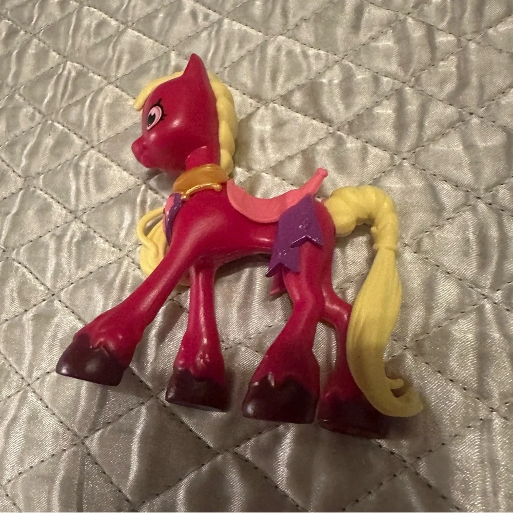 My Little Pony & Shopkins pony -3 ponies & 2 accessories